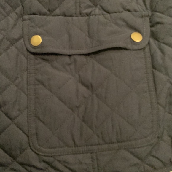 NEW Talbots Women’s Classic Quilted Vest - Picture 3 of 16